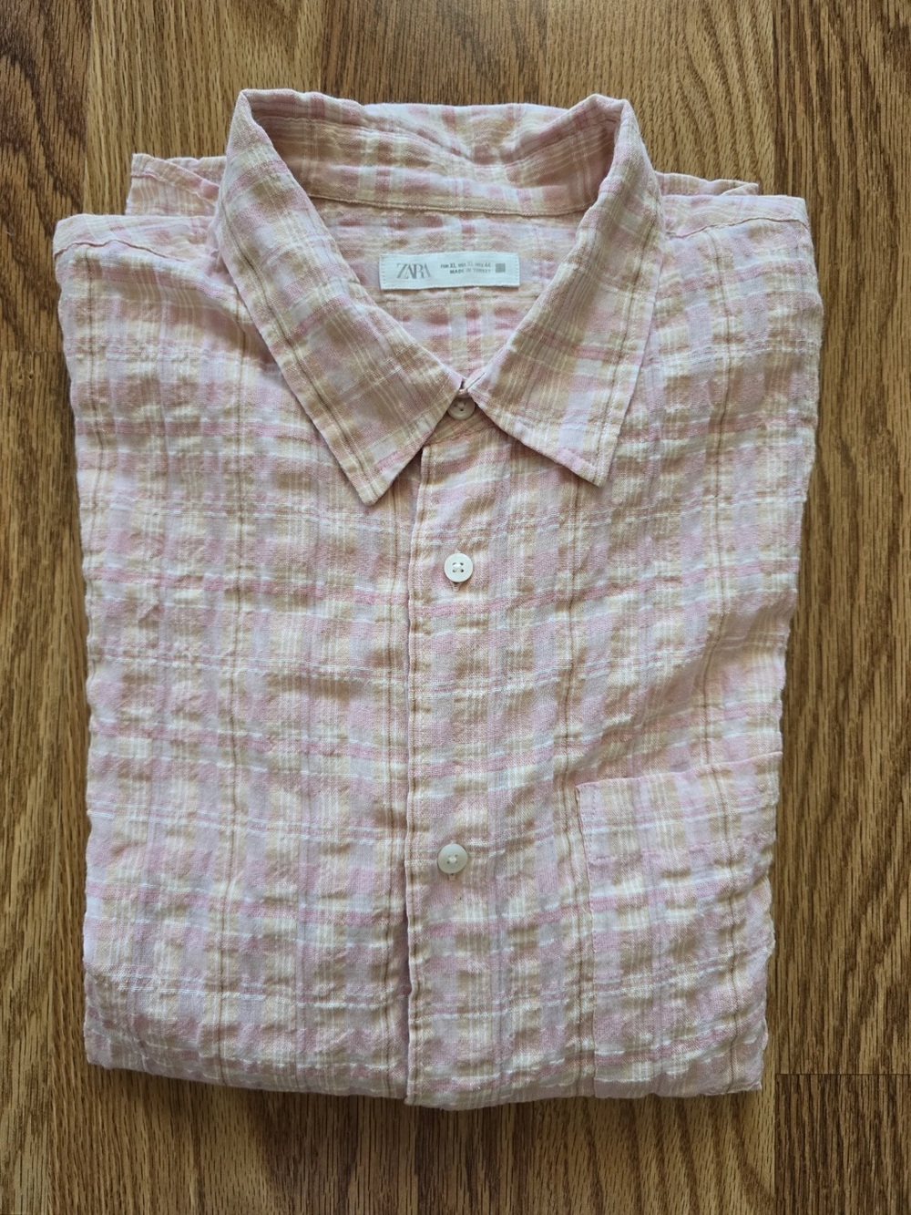 Men’s Zara Imported Button Down Shirt. Size XL. Made In Turkey.
